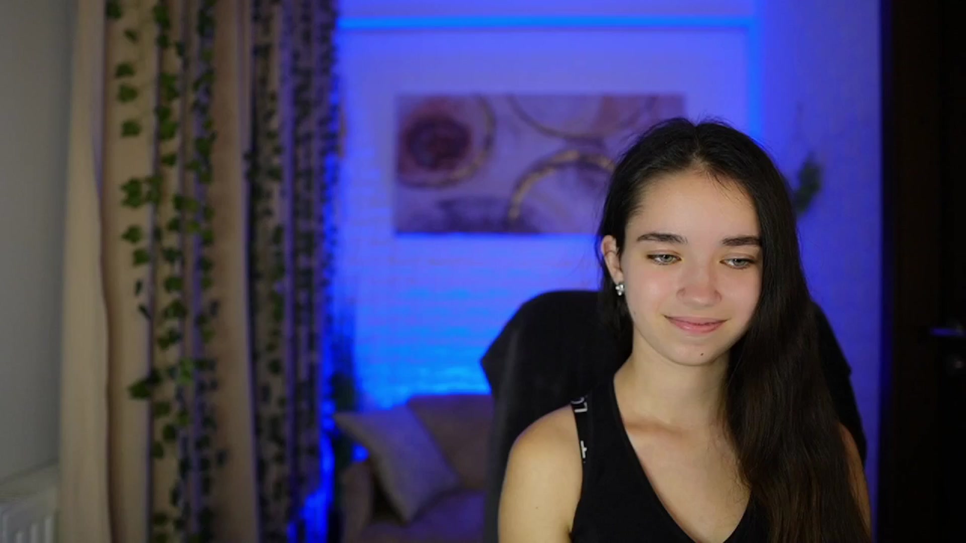 Gallery image thumbnail from Gia_Paige18's myfreecams stream on, 11/03/2024, 18:54 image 4 of 20
