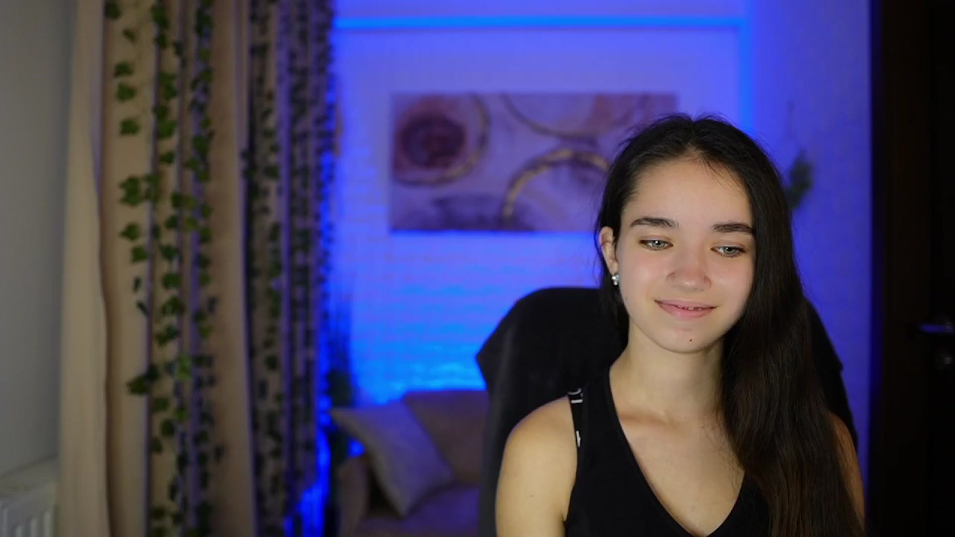 Gallery image thumbnail from Gia_Paige18's myfreecams stream on, 11/03/2024, 18:54 image 1 of 20