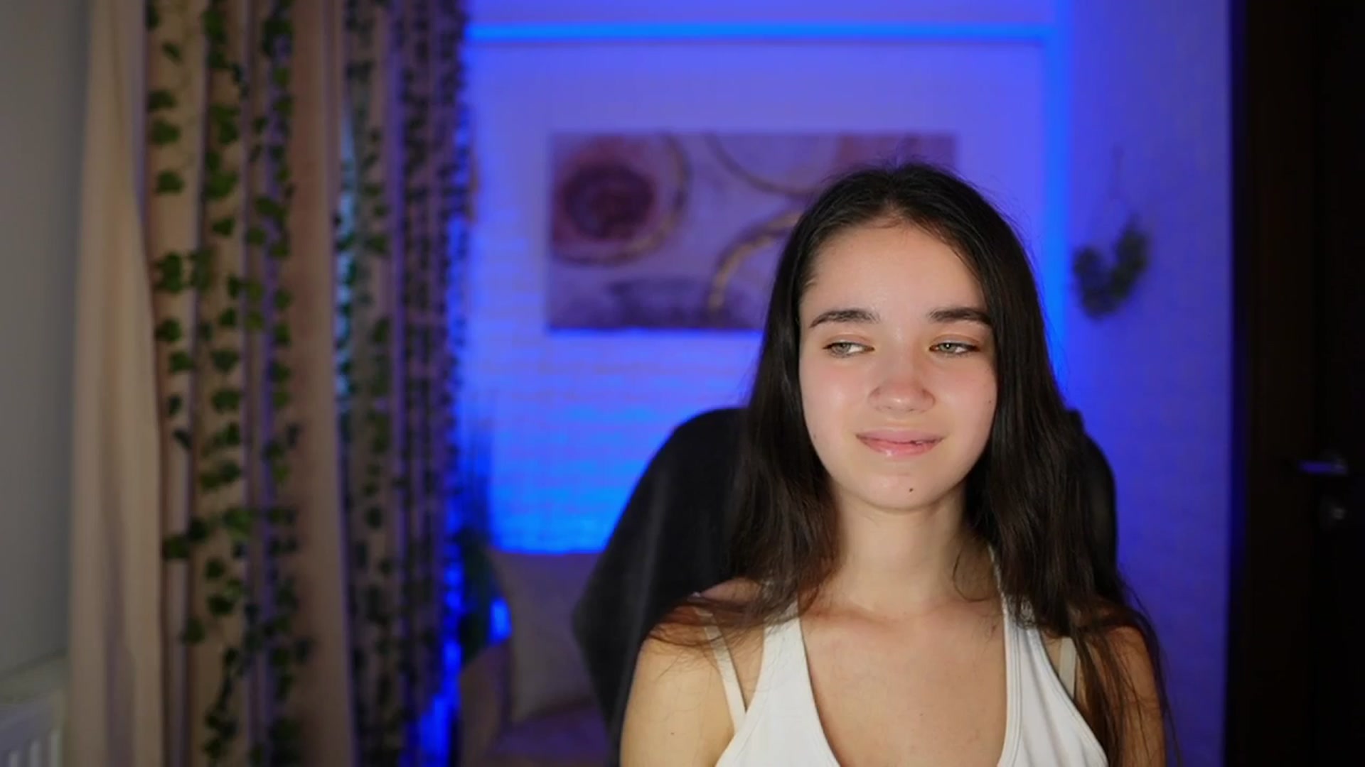 Gallery image thumbnail from Gia_Paige18's myfreecams stream on, 11/04/2024, 14:02 image 17 of 20