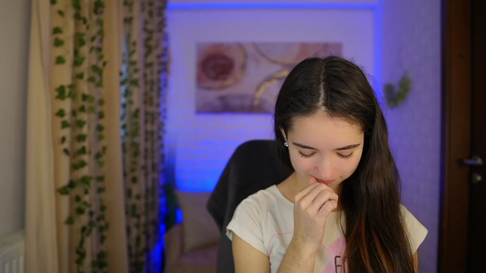 Gallery image thumbnail from Gia_Paige18's myfreecams stream on, 11/06/2024, 11:00 image 6 of 20