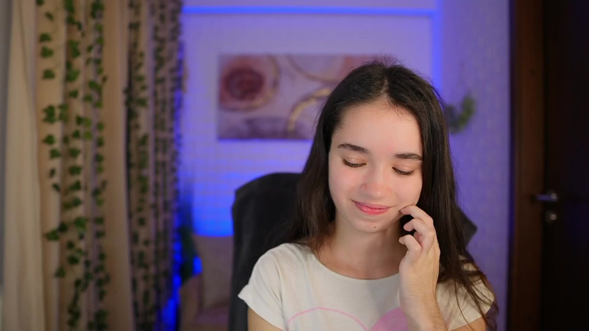 Gallery image thumbnail from Gia_Paige18's myfreecams stream on, 11/06/2024, 16:00 image 20 of 20