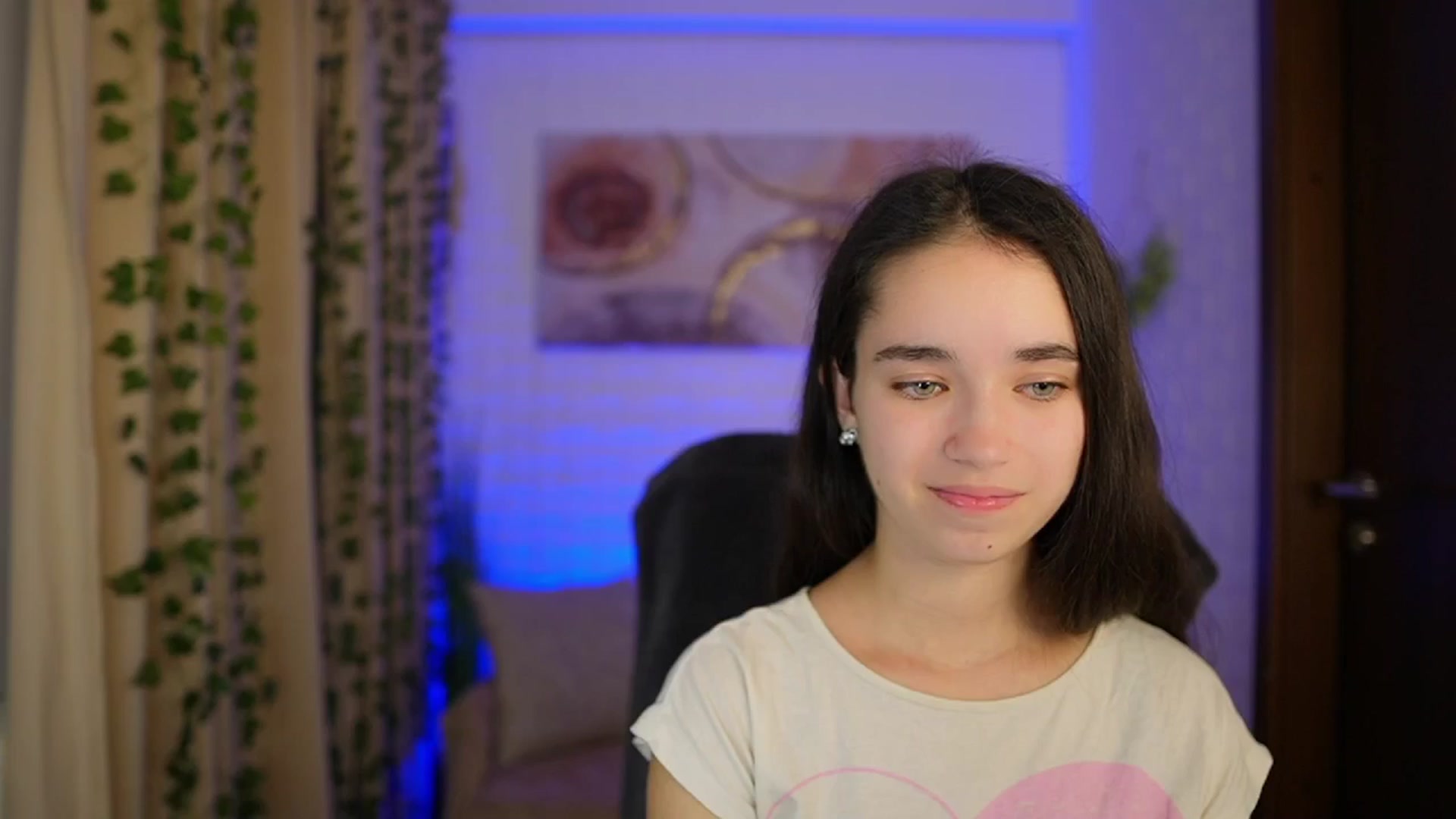 Gallery image thumbnail from Gia_Paige18's myfreecams stream on, 11/06/2024, 19:03 image 14 of 20