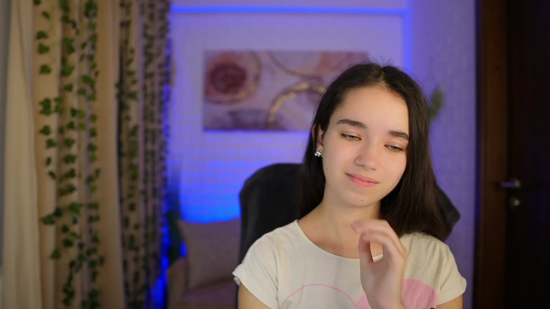 Gallery image thumbnail from Gia_Paige18's myfreecams stream on, 11/06/2024, 19:03 image 10 of 20