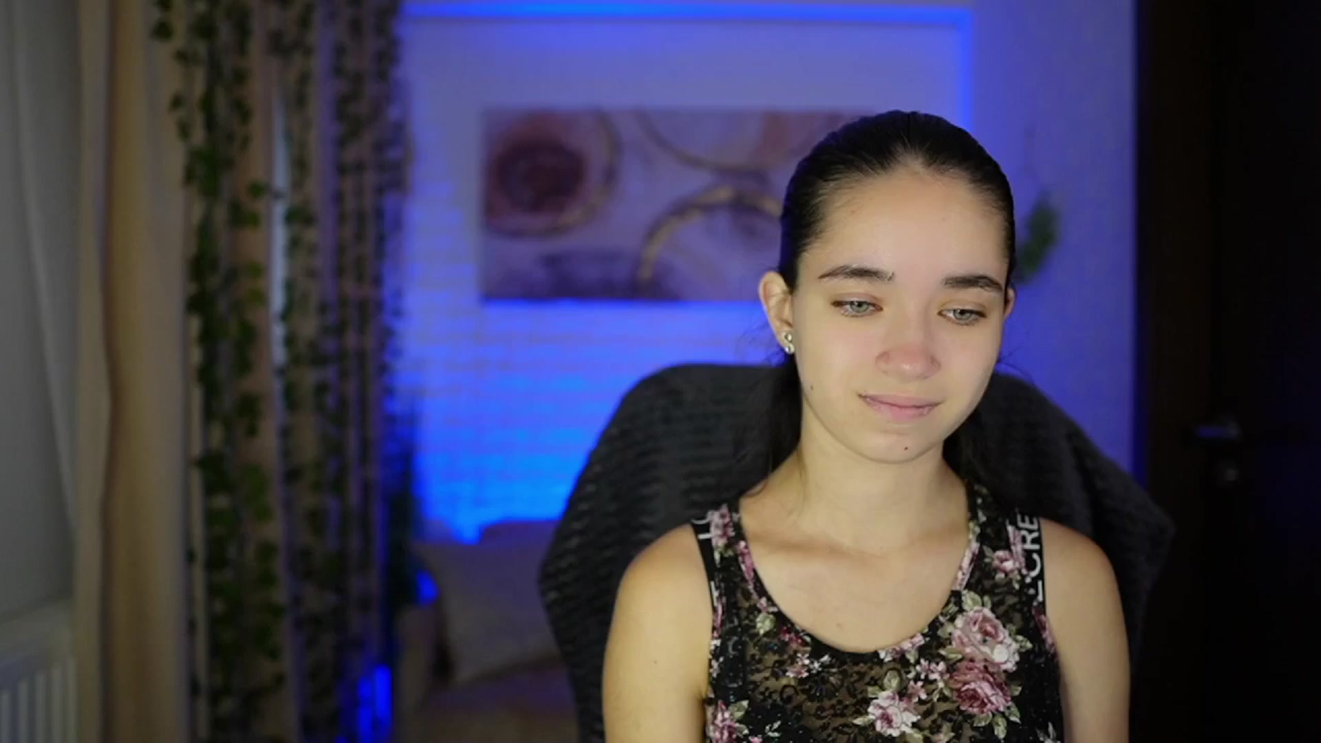 Gallery image thumbnail from Gia_Paige18's myfreecams stream on, 11/12/2024, 09:34 image 16 of 20