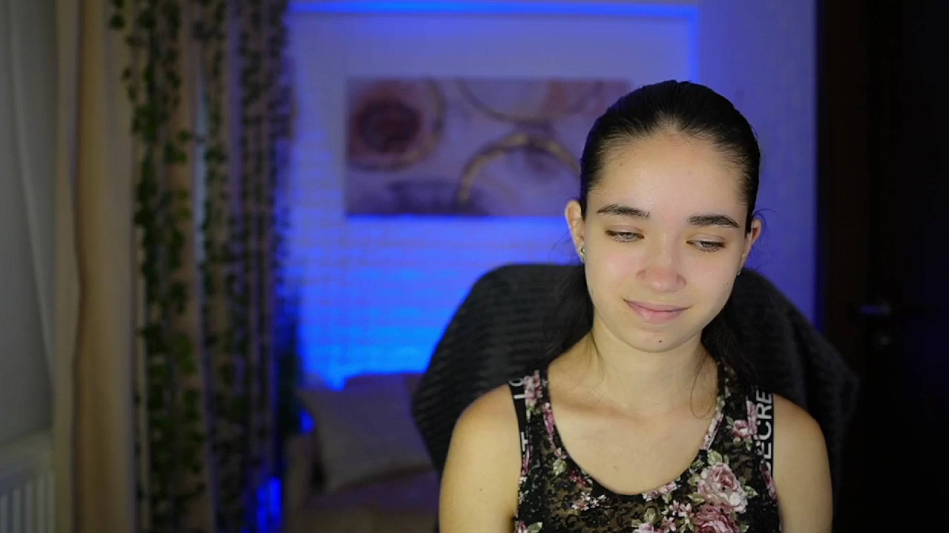 Gallery image thumbnail from Gia_Paige18's myfreecams stream on, 11/12/2024, 11:18 image 8 of 20