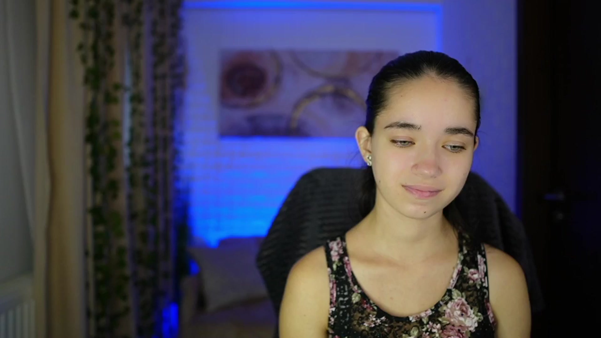 Gallery image thumbnail from Gia_Paige18's myfreecams stream on, 11/12/2024, 11:56 image 9 of 20