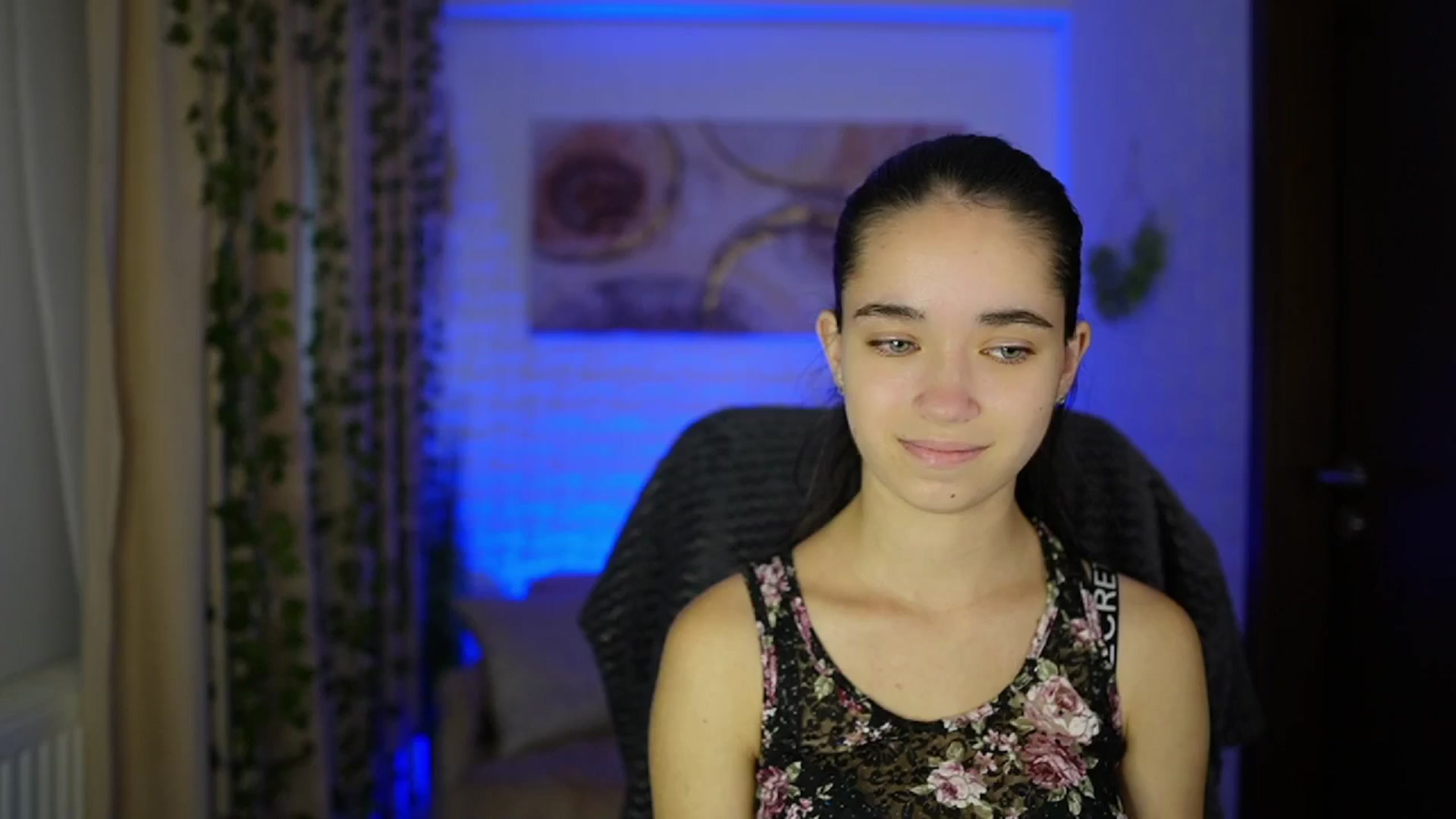 Gallery image thumbnail from Gia_Paige18's myfreecams stream on, 11/12/2024, 12:24 image 2 of 20
