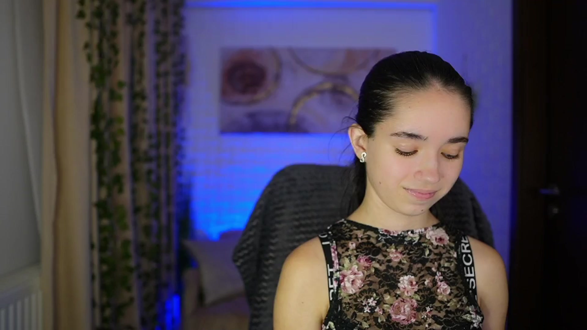 Gallery image thumbnail from Gia_Paige18's myfreecams stream on, 11/12/2024, 15:14 image 13 of 20