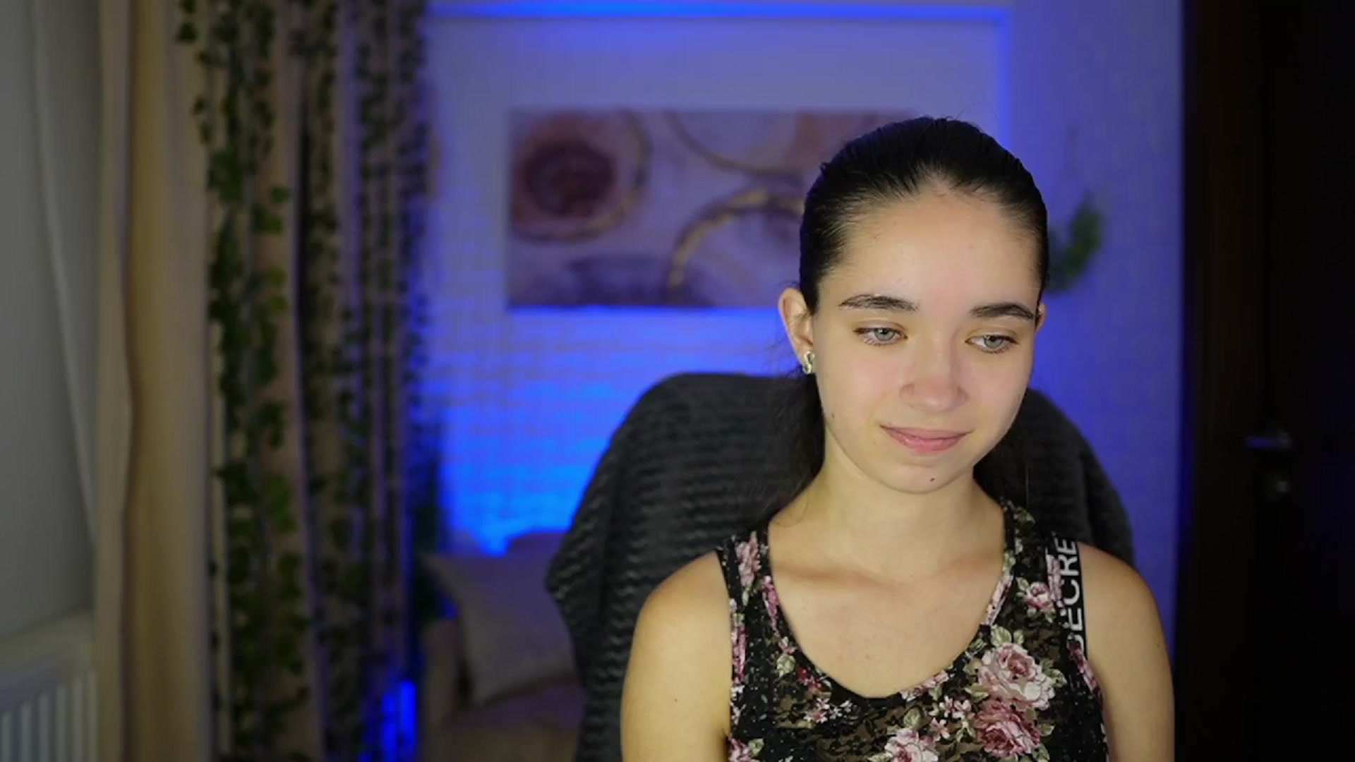 Gallery image thumbnail from Gia_Paige18's myfreecams stream on, 11/12/2024, 17:11 image 4 of 20