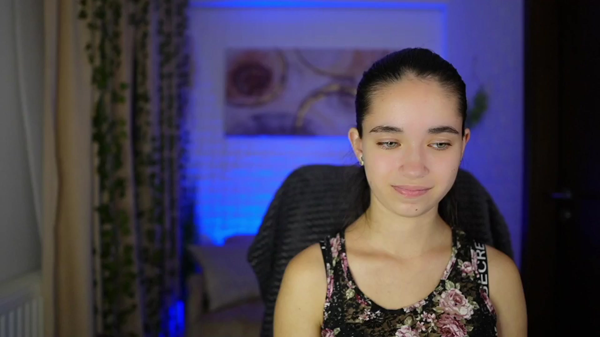 Gallery image thumbnail from Gia_Paige18's myfreecams stream on, 11/12/2024, 17:11 image 19 of 20