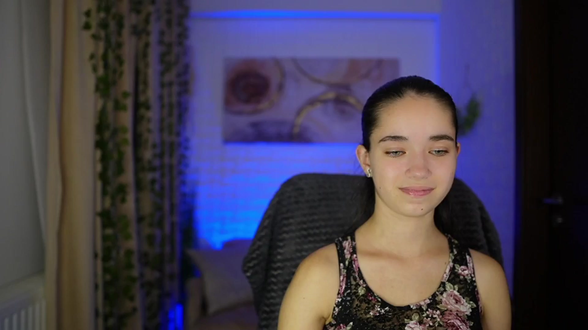 Gallery image thumbnail from Gia_Paige18's myfreecams stream on, 11/12/2024, 18:43 image 11 of 20