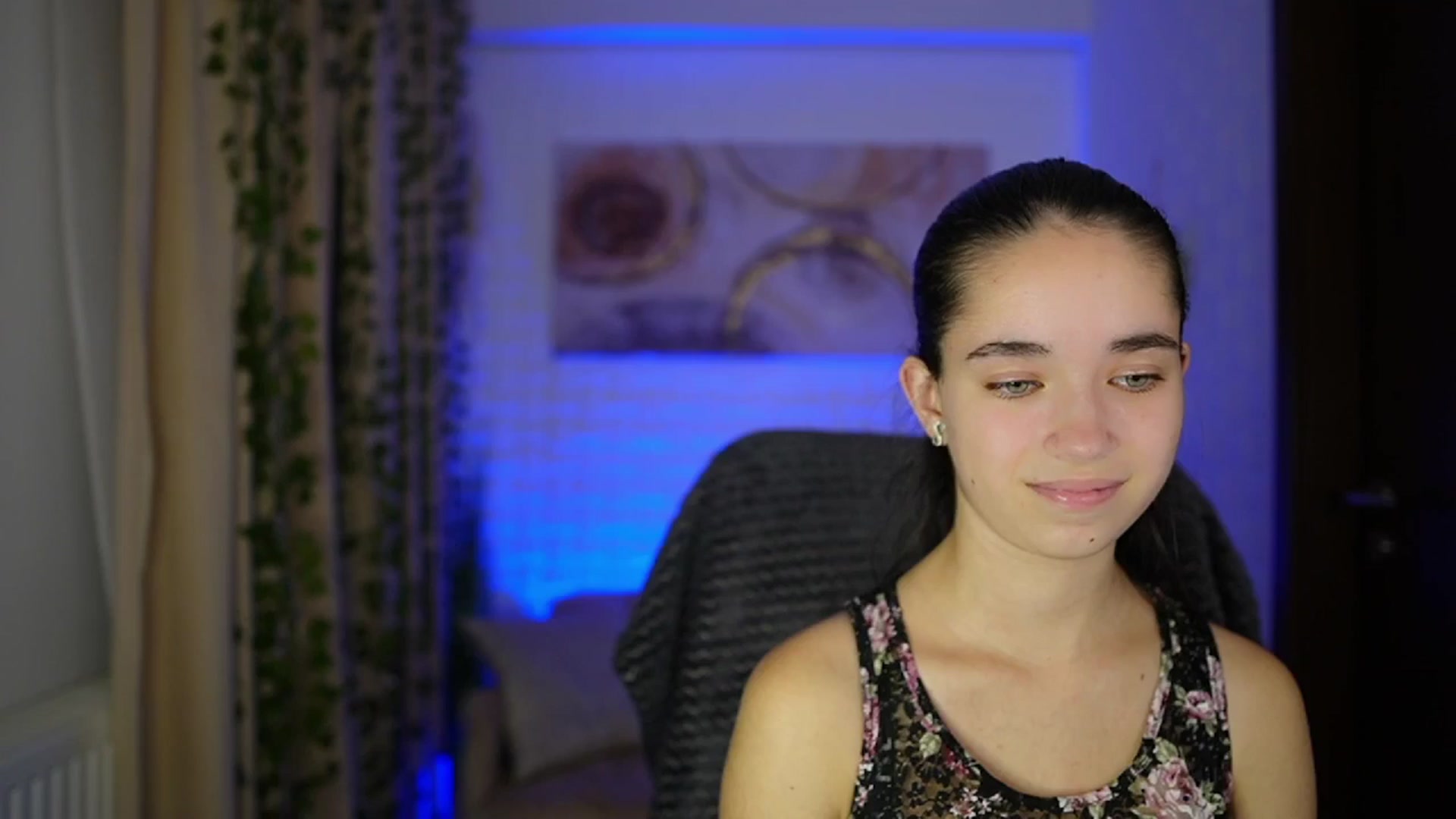 Gallery image thumbnail from Gia_Paige18's myfreecams stream on, 11/12/2024, 18:43 image 1 of 20