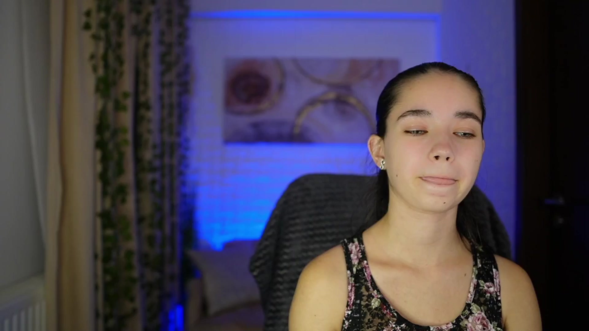 Gallery image thumbnail from Gia_Paige18's myfreecams stream on, 11/12/2024, 18:43 image 4 of 20