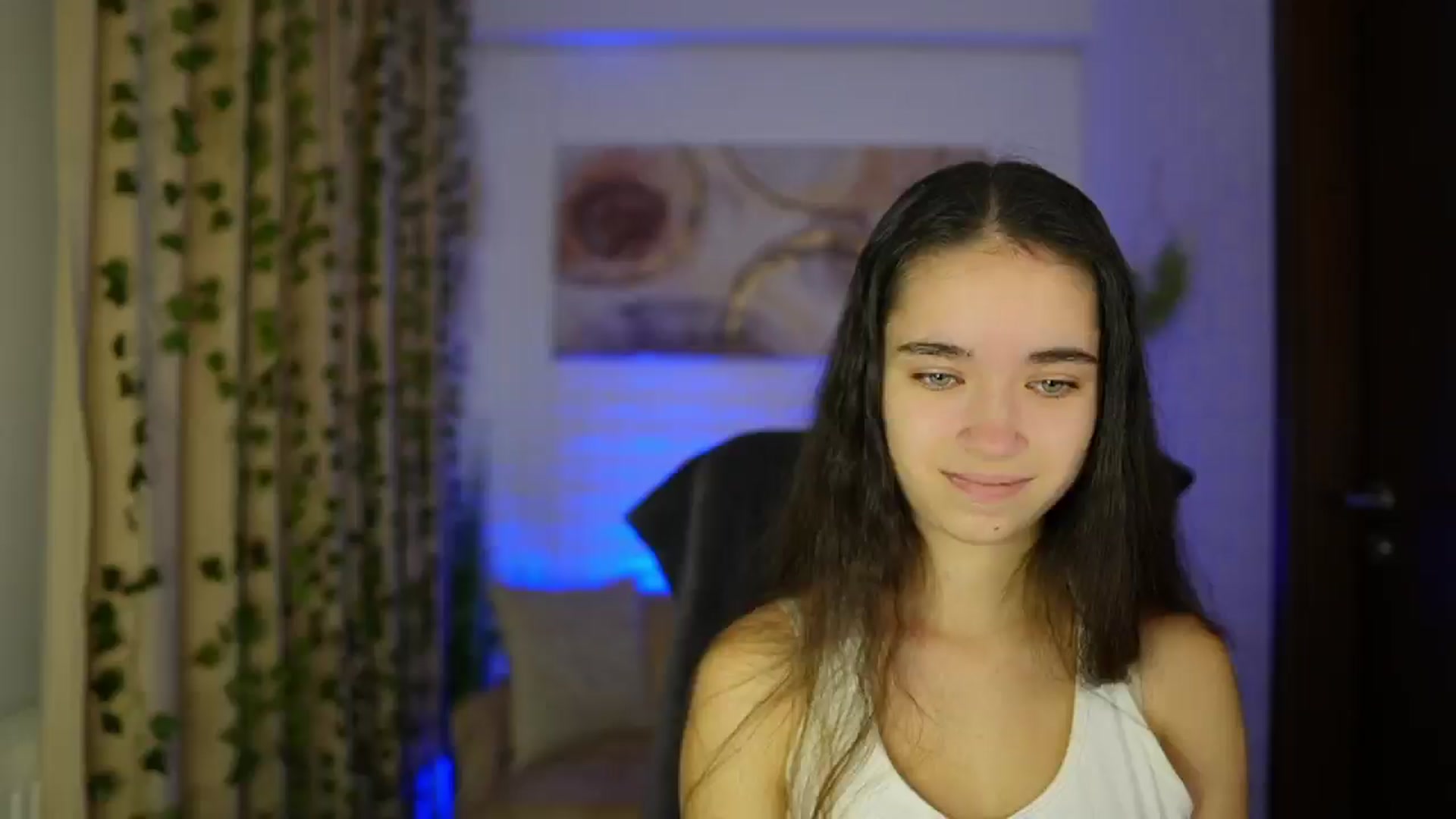 Gallery image thumbnail from Gia_Paige18's myfreecams stream on, 11/14/2024, 10:00 image 6 of 20