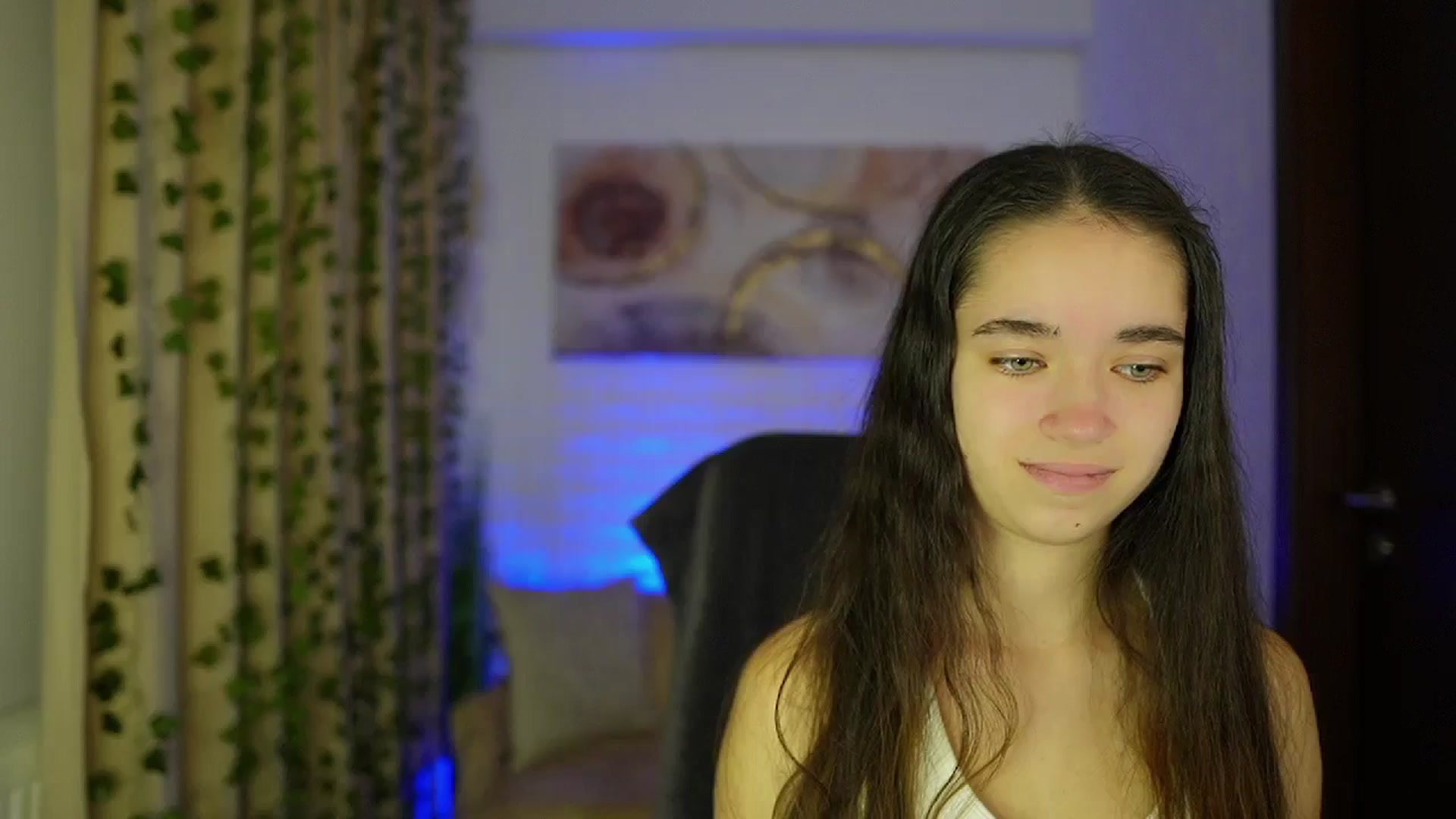 Gallery image thumbnail from Gia_Paige18's myfreecams stream on, 11/14/2024, 10:00 image 18 of 20