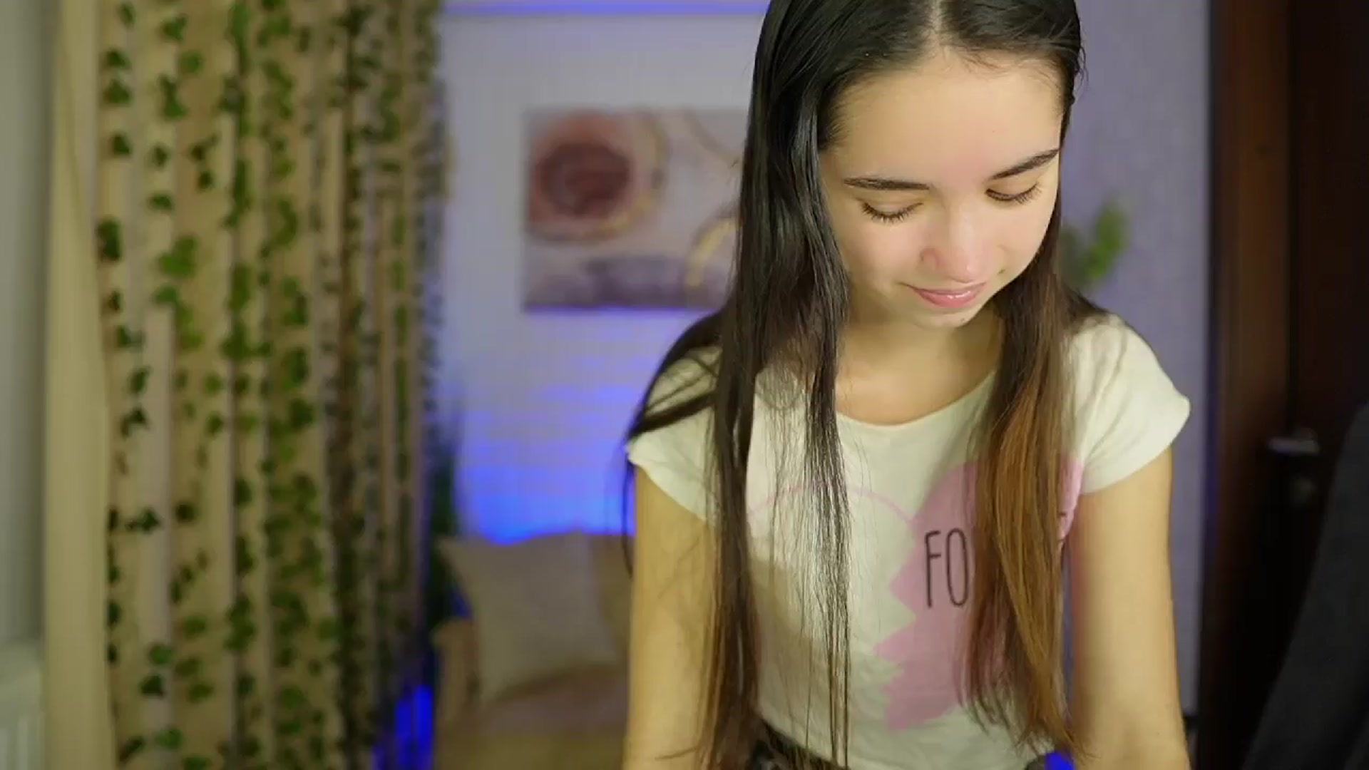 Gallery image thumbnail from Gia_Paige18's myfreecams stream on, 11/15/2024, 11:54 image 1 of 20