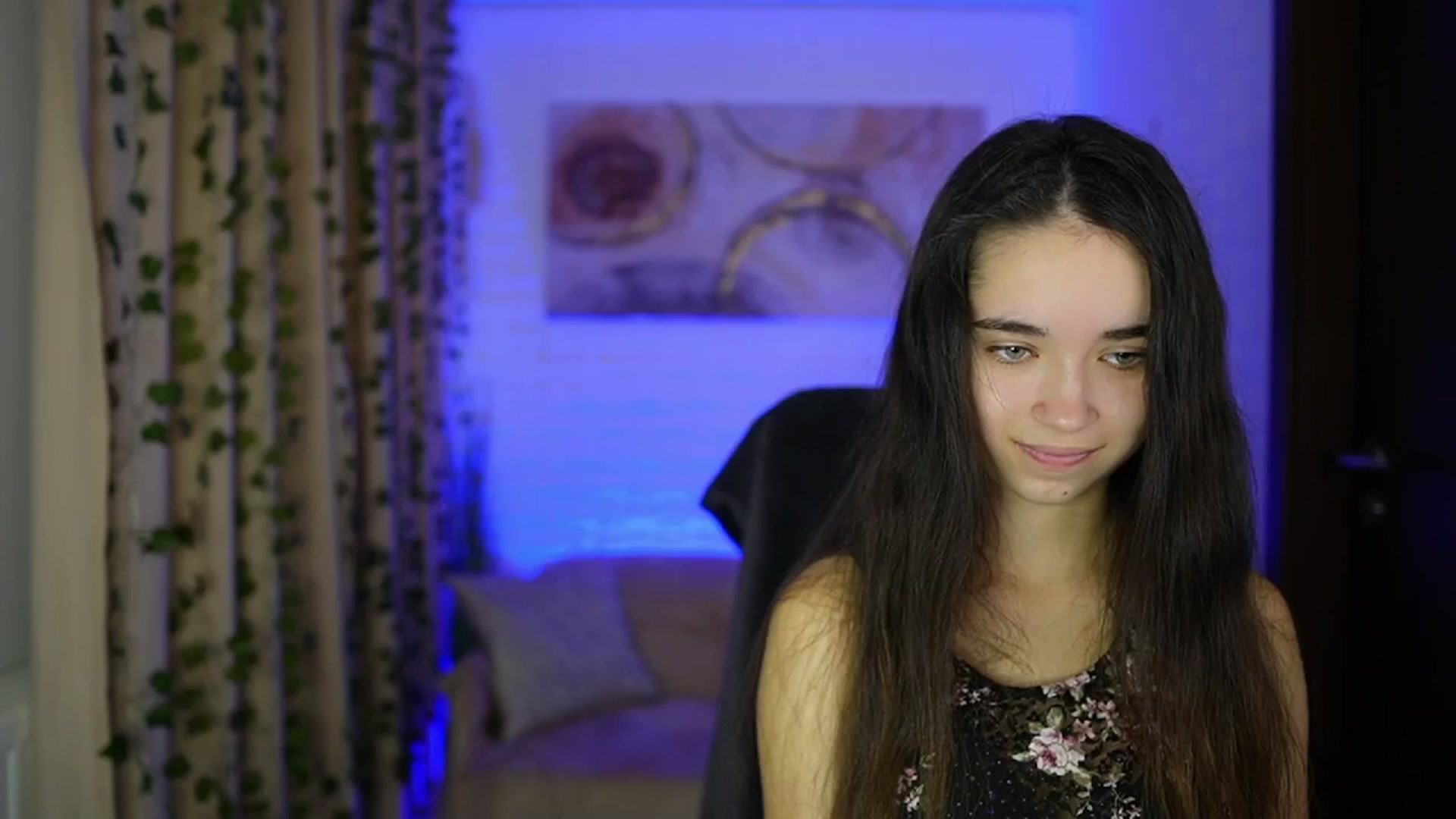 Gallery image thumbnail from Gia_Paige18's myfreecams stream on, 11/17/2024, 09:27 image 12 of 20