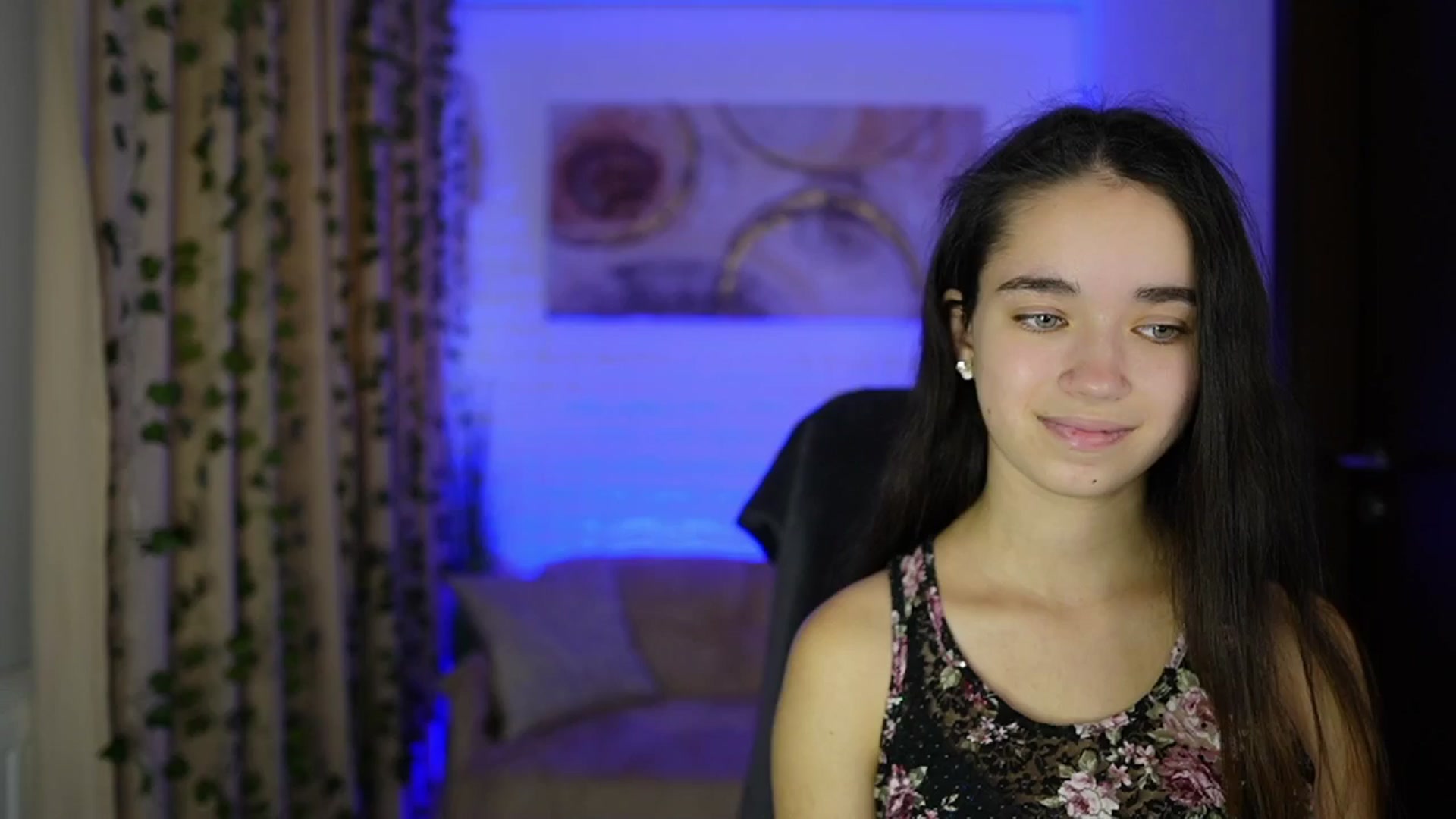 Gallery image thumbnail from Gia_Paige18's myfreecams stream on, 11/17/2024, 11:20 image 5 of 20