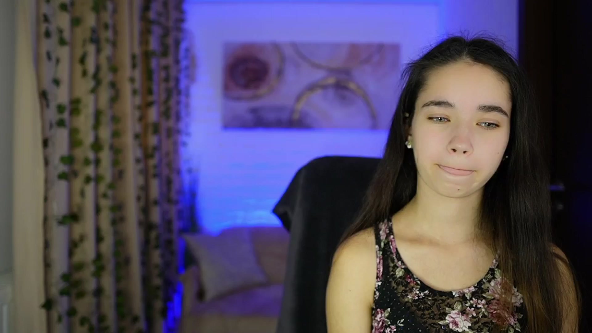 Gallery image thumbnail from Gia_Paige18's myfreecams stream on, 11/17/2024, 11:20 image 16 of 20