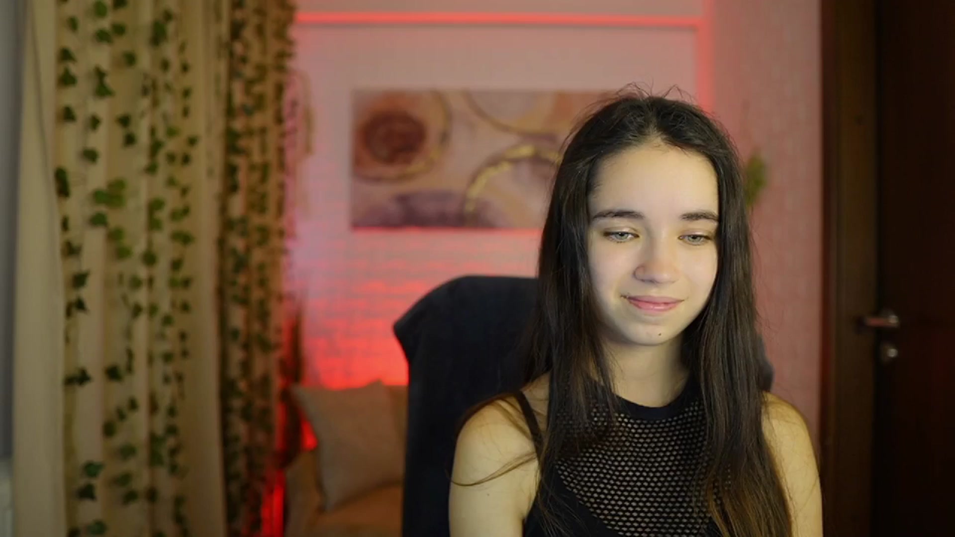 Gallery image thumbnail from Gia_Paige18's myfreecams stream on, 11/19/2024, 13:34 image 20 of 20