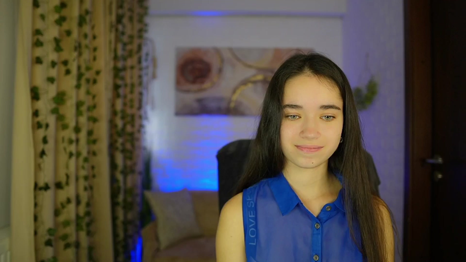Gallery image thumbnail from Gia_Paige18's myfreecams stream on, 11/21/2024, 11:21 image 11 of 20