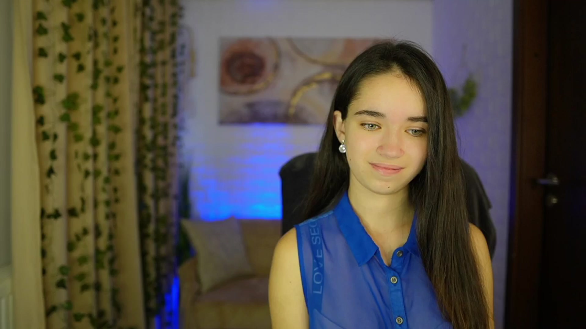 Gallery image thumbnail from Gia_Paige18's myfreecams stream on, 11/21/2024, 14:03 image 3 of 20