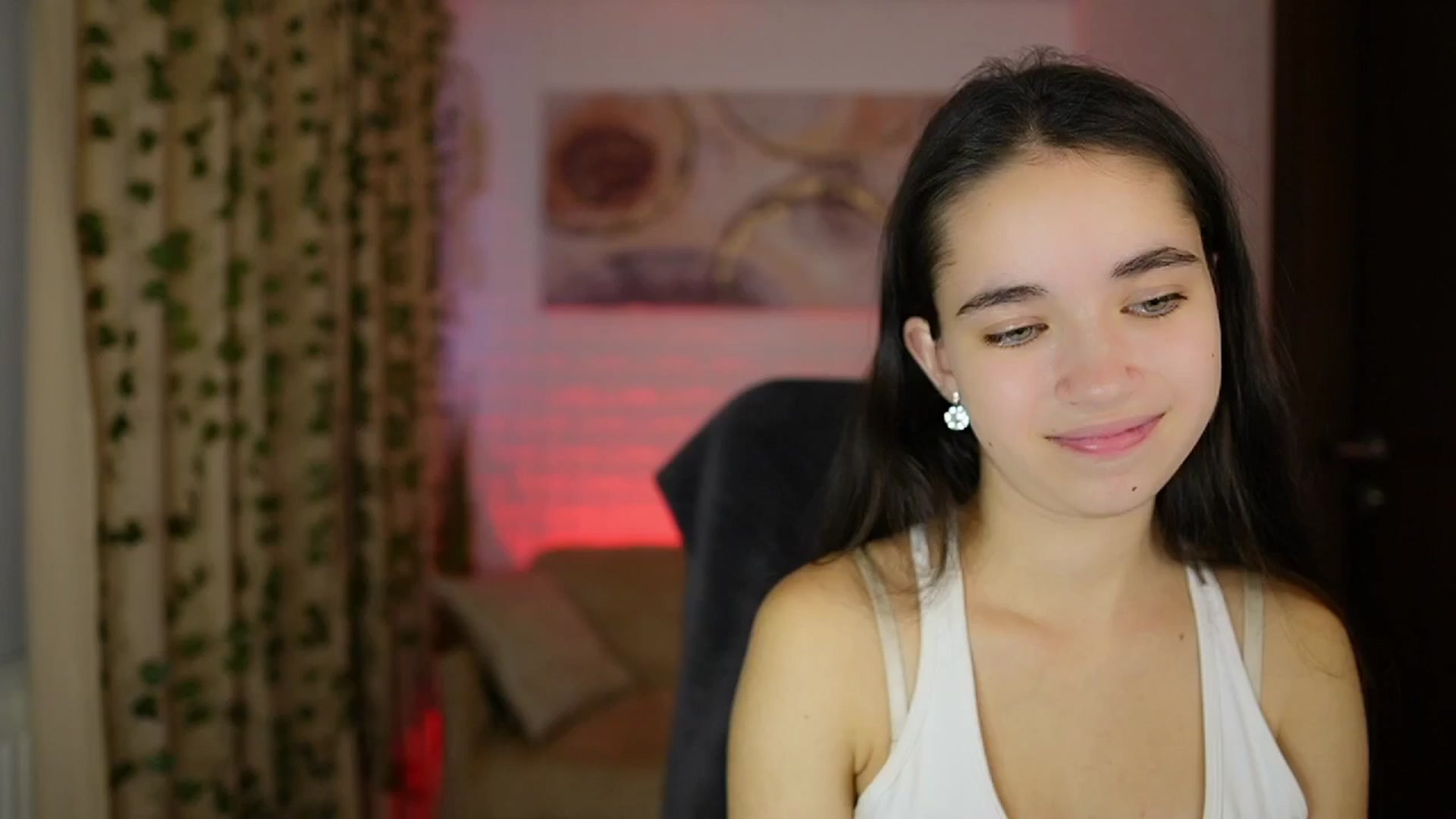 Gallery image thumbnail from Gia_Paige18's myfreecams stream on, 11/23/2024, 13:55 image 18 of 20