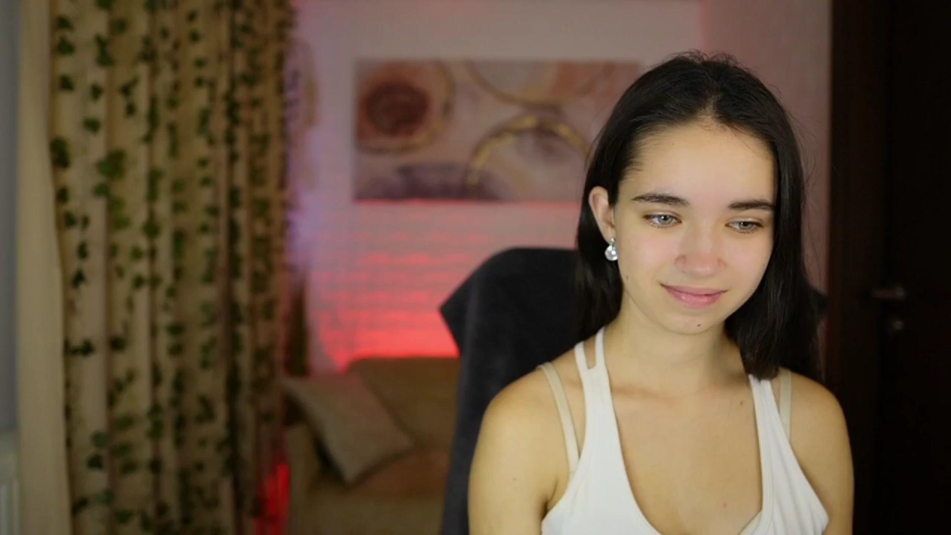 Gallery image thumbnail from Gia_Paige18's myfreecams stream on, 11/23/2024, 13:55 image 14 of 20