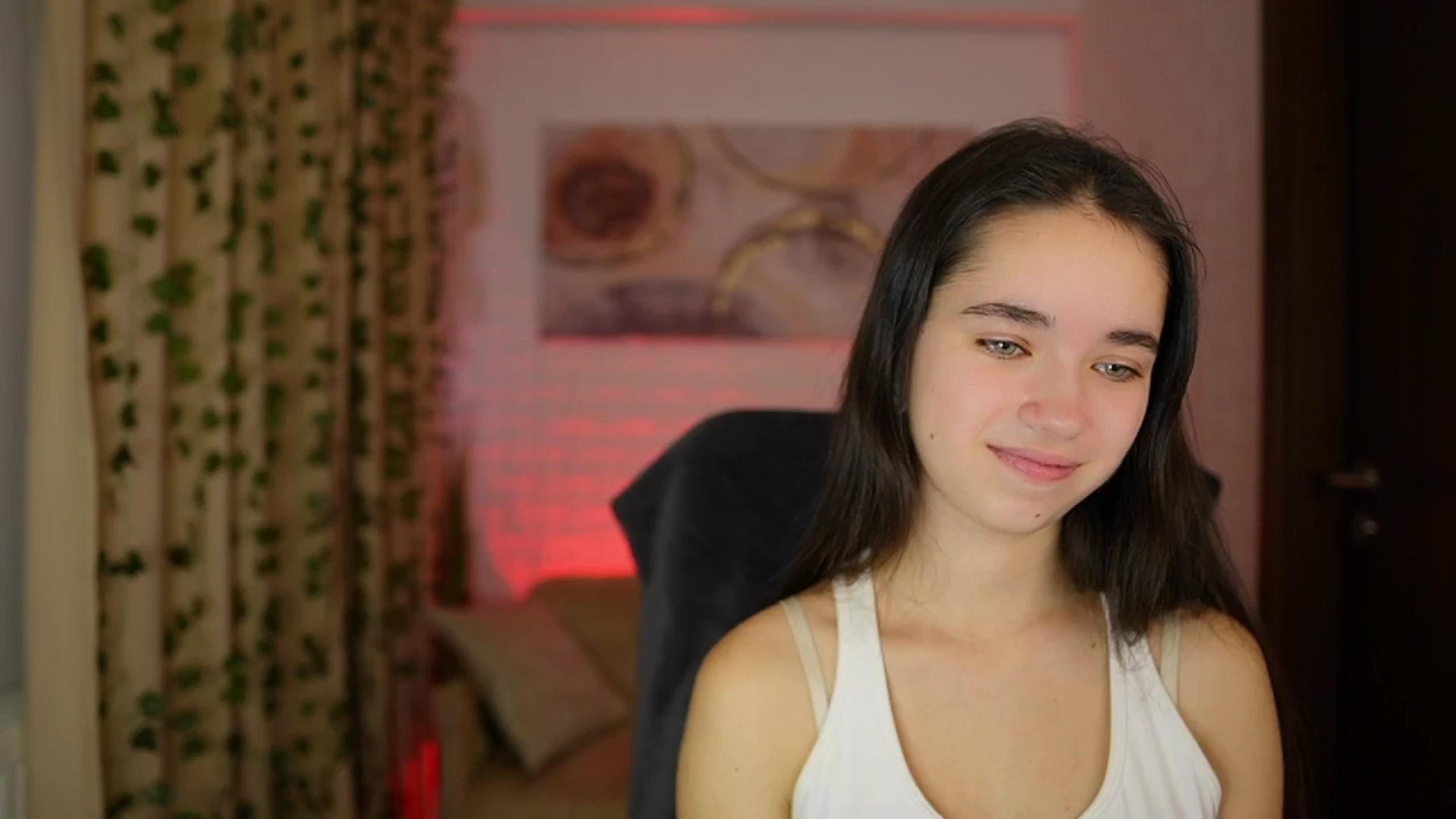 Gallery image thumbnail from Gia_Paige18's myfreecams stream on, 11/23/2024, 14:57 image 4 of 20