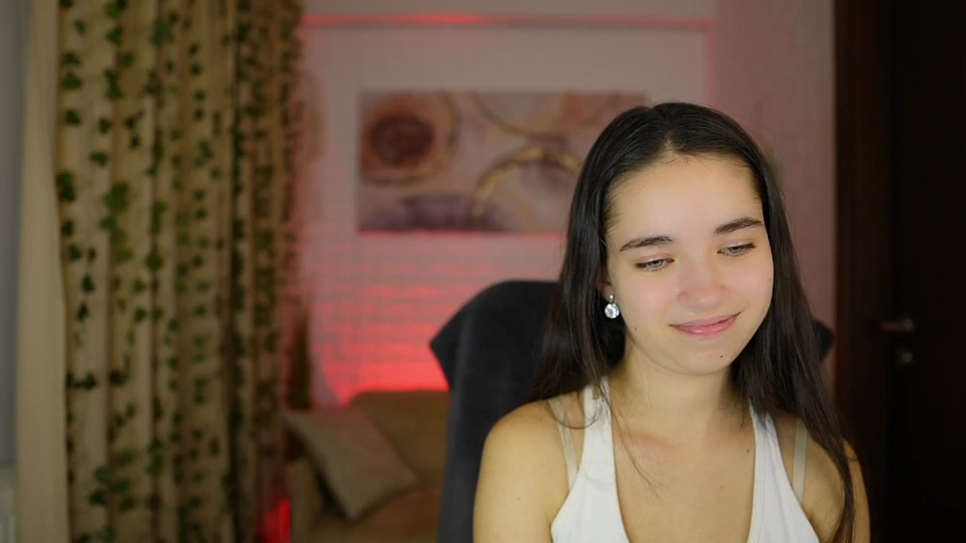 Gallery image thumbnail from Gia_Paige18's myfreecams stream on, 11/23/2024, 17:06 image 20 of 20
