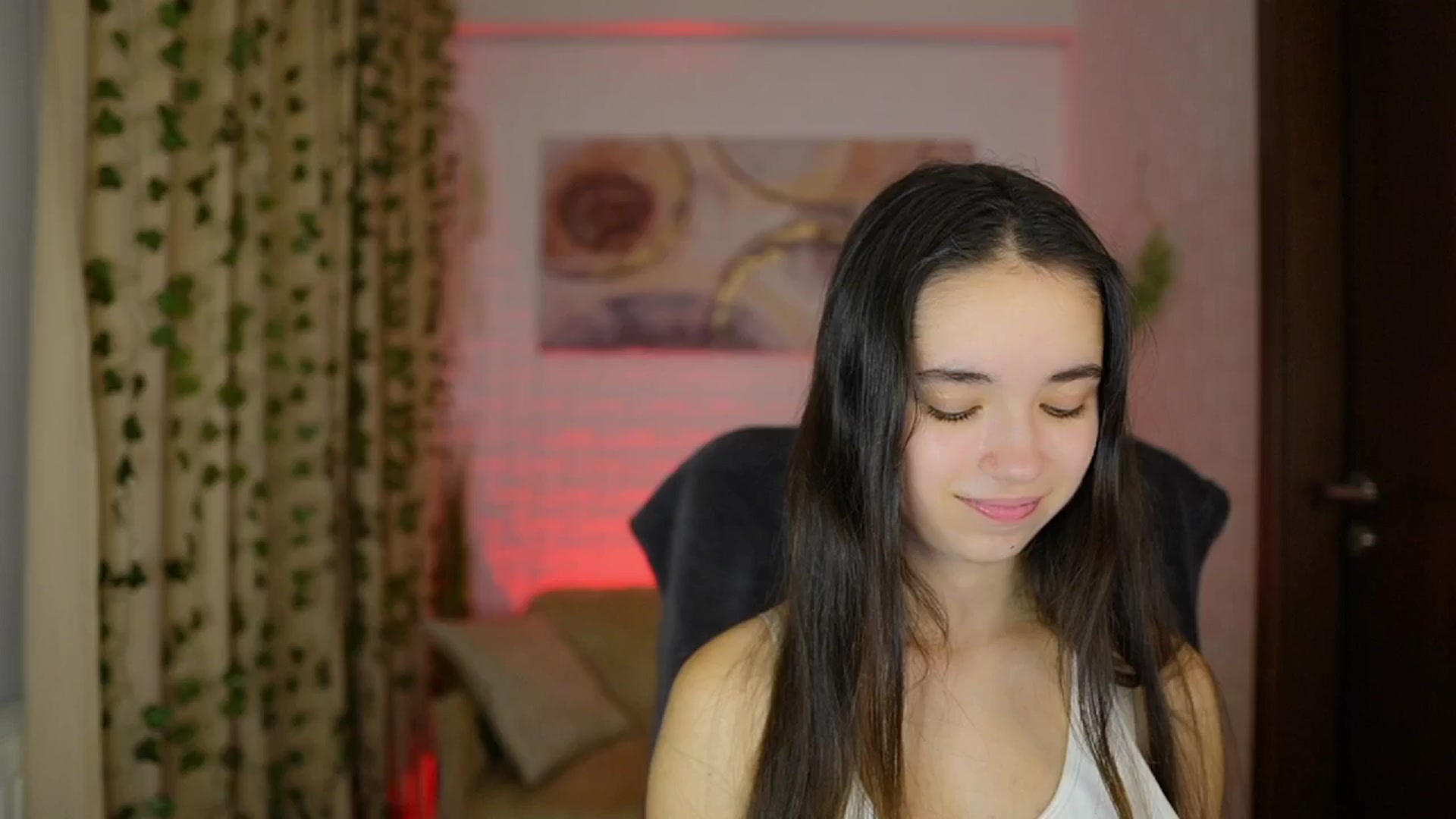 Gallery image thumbnail from Gia_Paige18's myfreecams stream on, 11/23/2024, 17:58 image 18 of 20