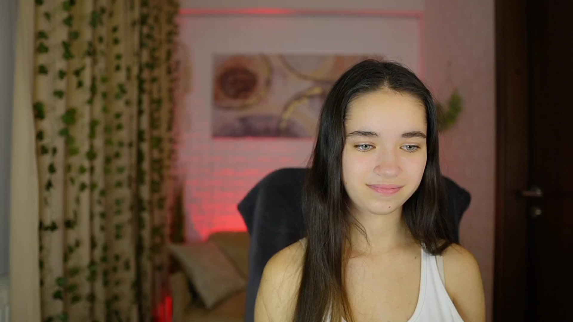 Gallery image thumbnail from Gia_Paige18's myfreecams stream on, 11/23/2024, 17:58 image 5 of 20