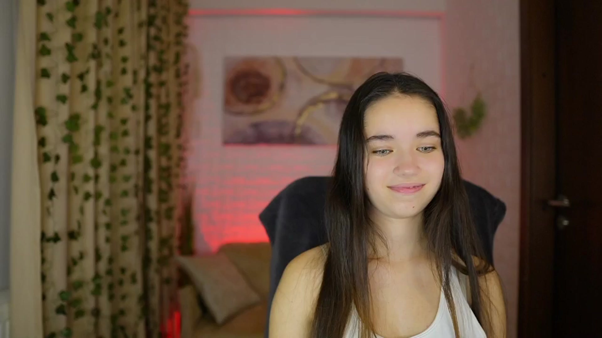 Gallery image thumbnail from Gia_Paige18's myfreecams stream on, 11/23/2024, 17:58 image 20 of 20