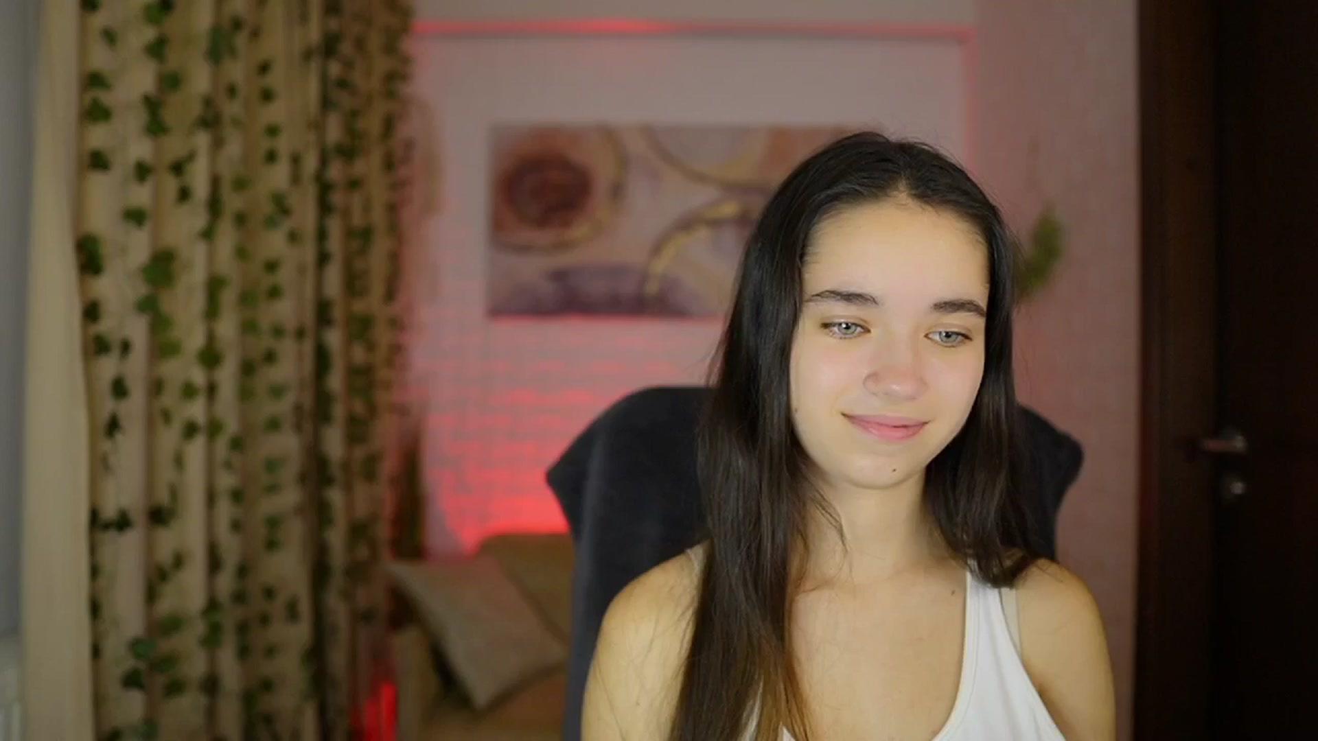 Gallery image thumbnail from Gia_Paige18's myfreecams stream on, 11/23/2024, 17:58 image 4 of 20