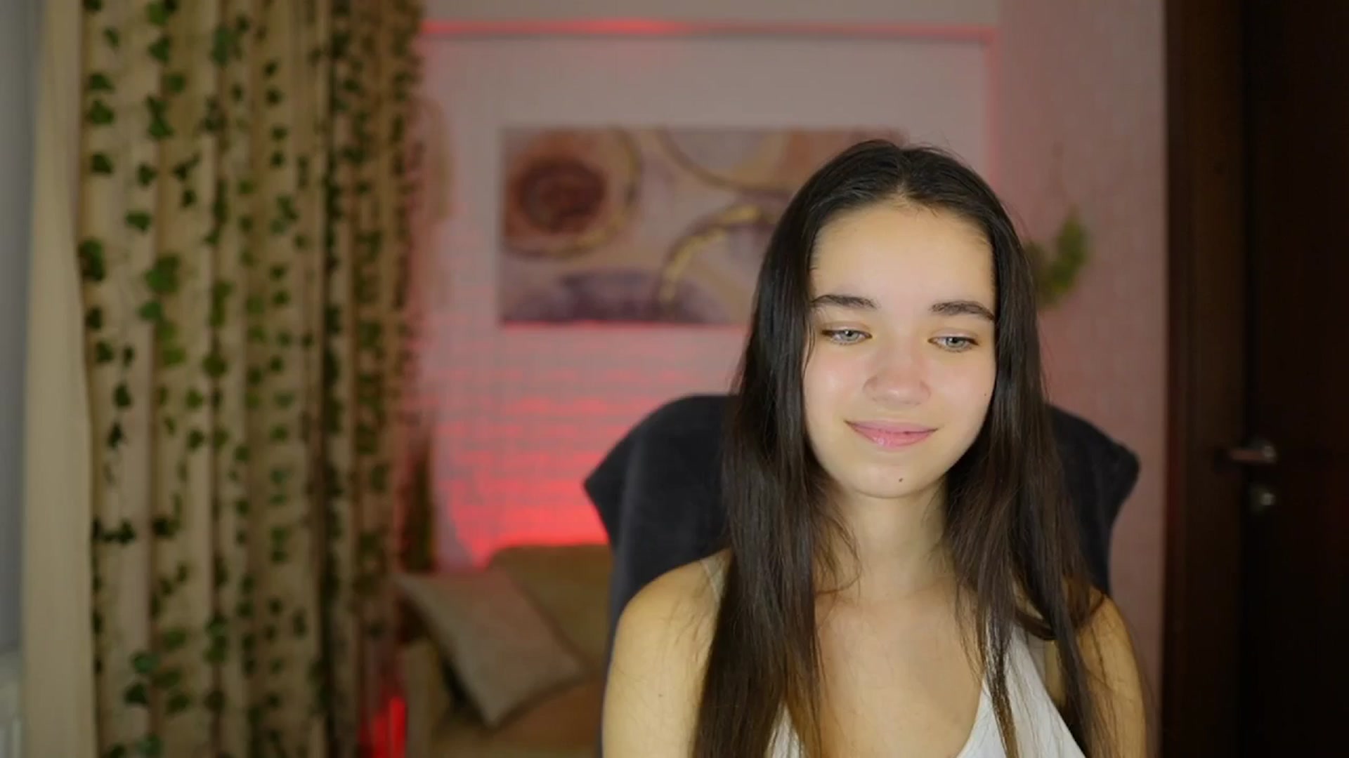 Gallery image thumbnail from Gia_Paige18's myfreecams stream on, 11/23/2024, 17:58 image 19 of 20
