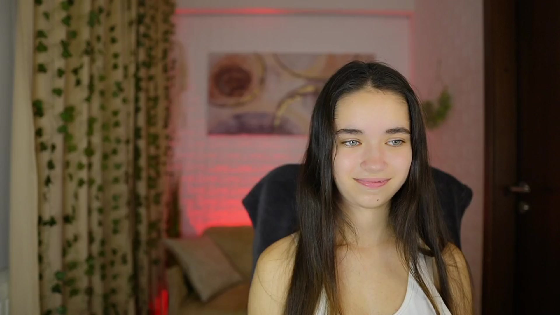 Gallery image thumbnail from Gia_Paige18's myfreecams stream on, 11/23/2024, 17:58 image 17 of 20