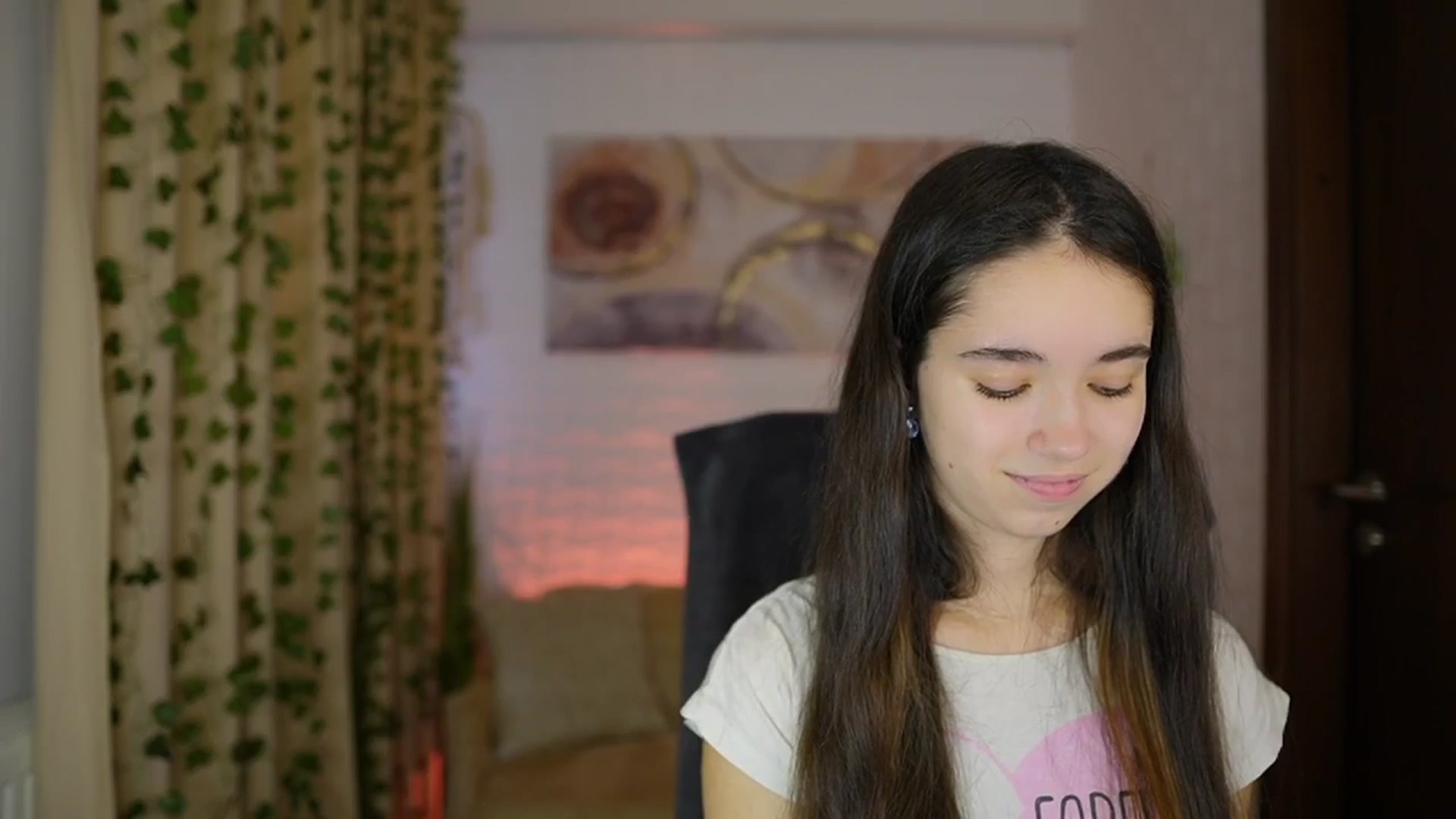 Gallery image thumbnail from Gia_Paige18's myfreecams stream on, 11/26/2024, 10:59 image 9 of 20