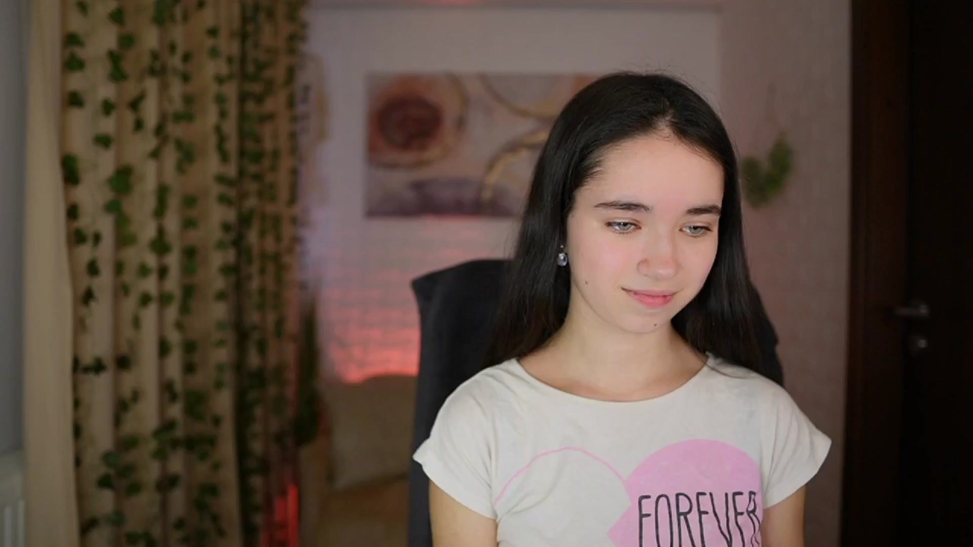 Gallery image thumbnail from Gia_Paige18's myfreecams stream on, 11/26/2024, 14:07 image 9 of 20