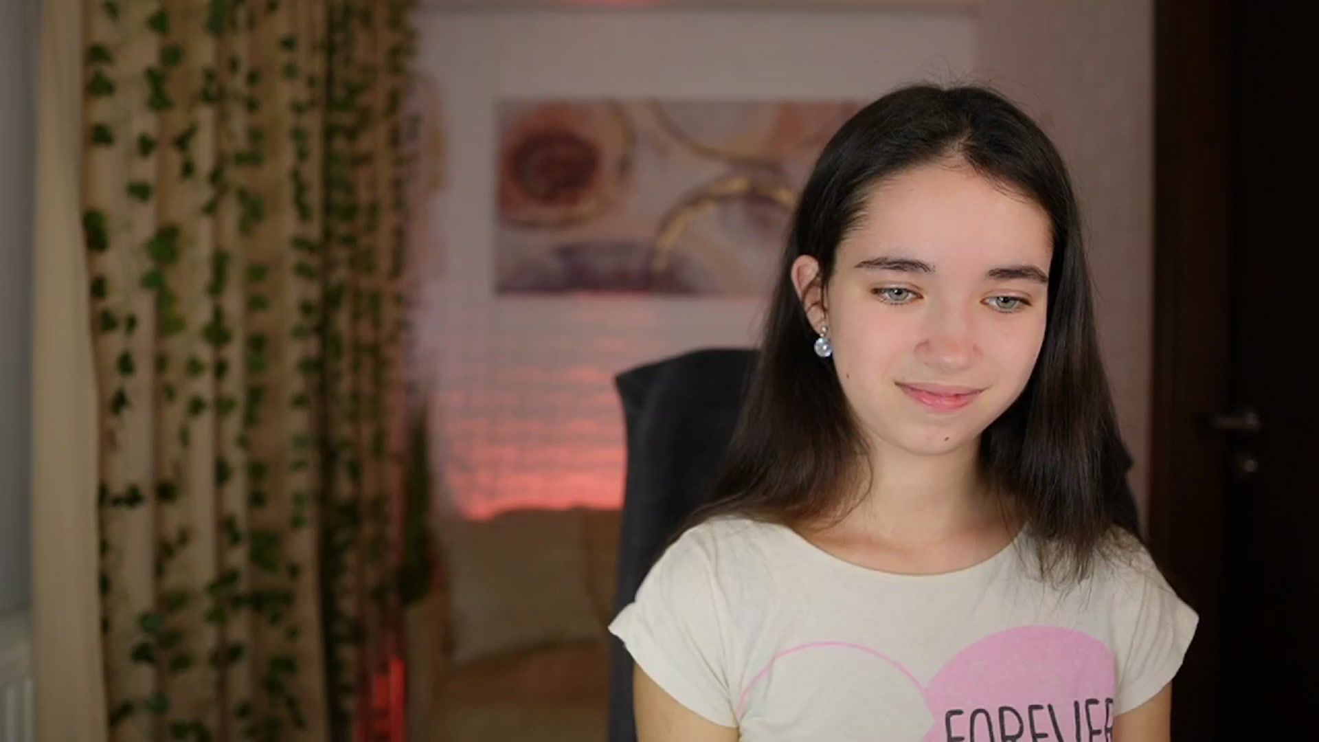 Gallery image thumbnail from Gia_Paige18's myfreecams stream on, 11/26/2024, 15:01 image 6 of 20