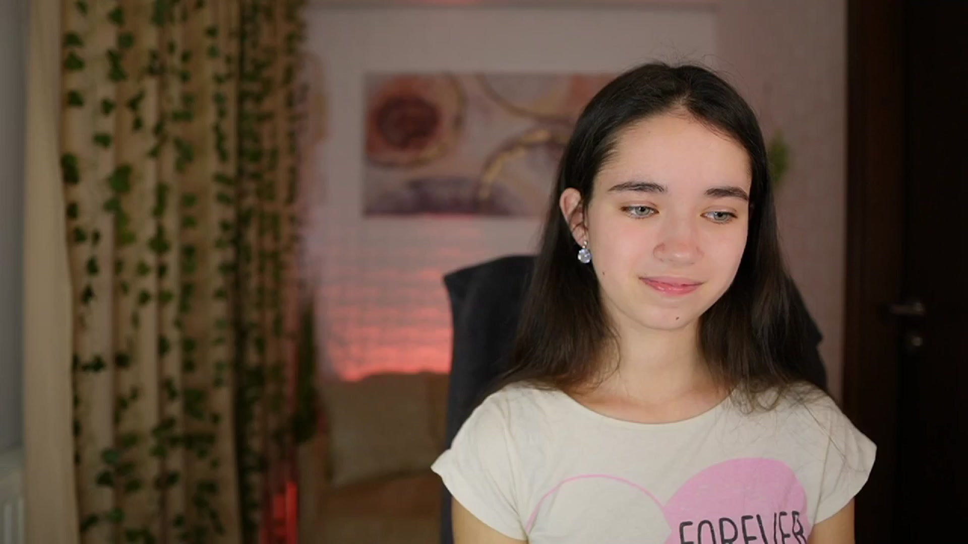 Gallery image thumbnail from Gia_Paige18's myfreecams stream on, 11/26/2024, 15:01 image 9 of 20