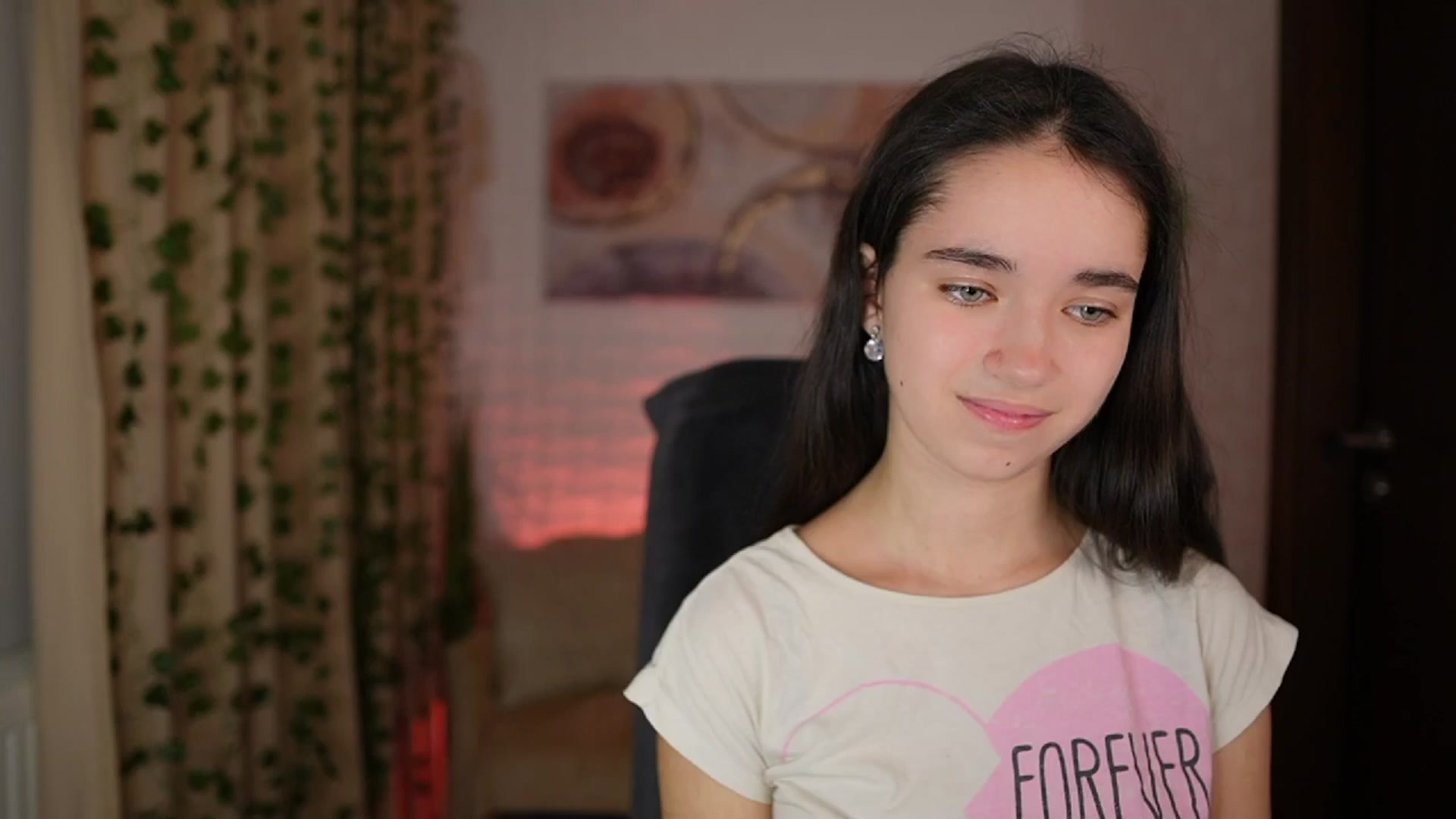 Gallery image thumbnail from Gia_Paige18's myfreecams stream on, 11/26/2024, 16:51 image 13 of 20