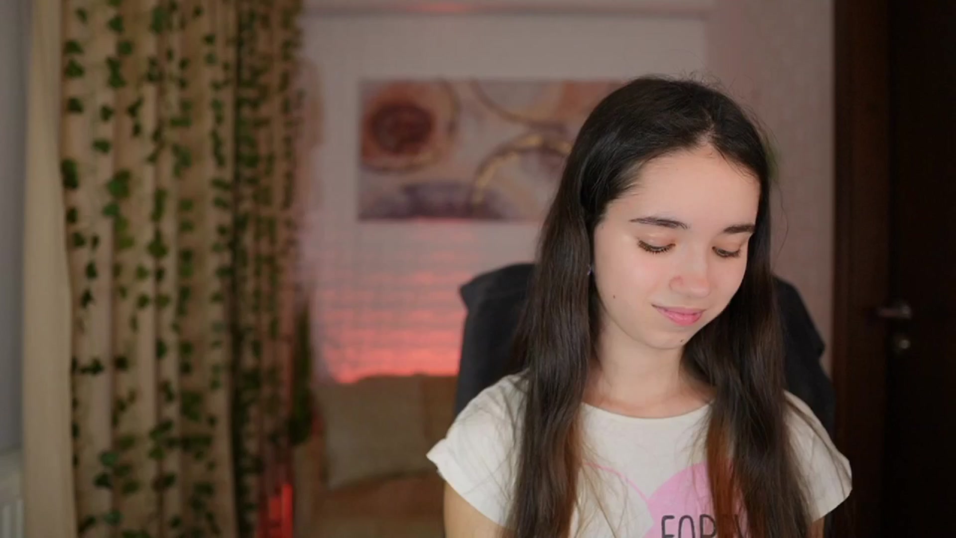 Gallery image thumbnail from Gia_Paige18's myfreecams stream on, 11/26/2024, 18:13 image 12 of 20