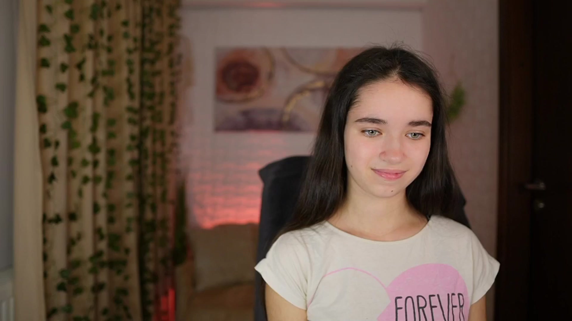 Gallery image thumbnail from Gia_Paige18's myfreecams stream on, 11/26/2024, 18:13 image 1 of 20
