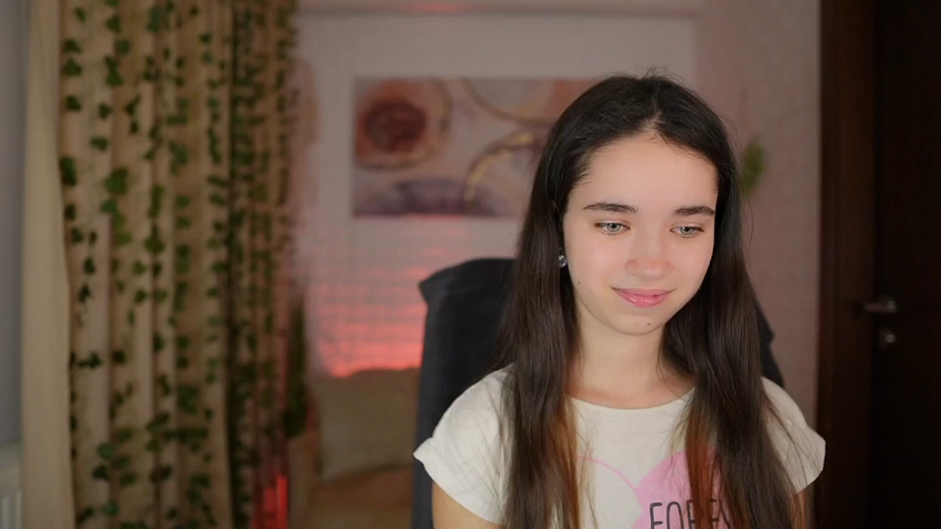 Gallery image thumbnail from Gia_Paige18's myfreecams stream on, 11/26/2024, 18:13 image 14 of 20