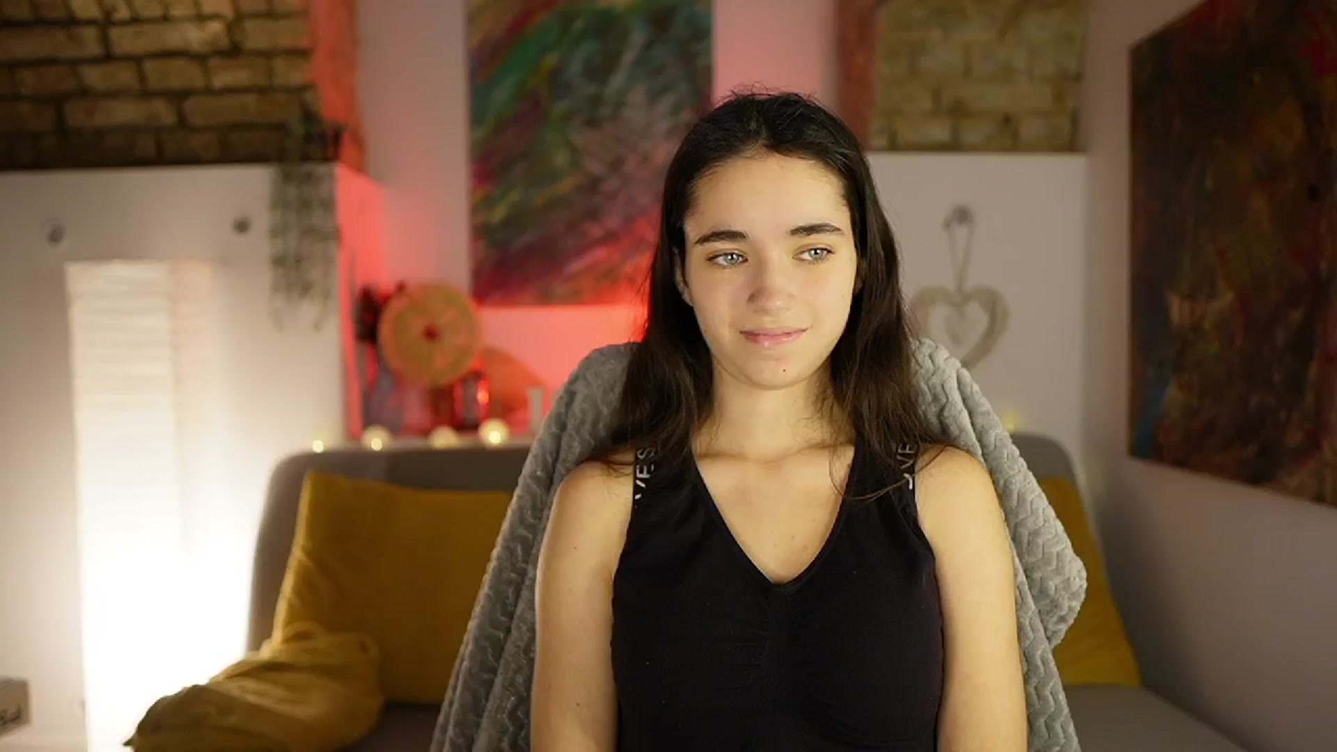Gallery image thumbnail from Gia_Paige18's myfreecams stream on, 12/10/2024, 14:00 image 1 of 20