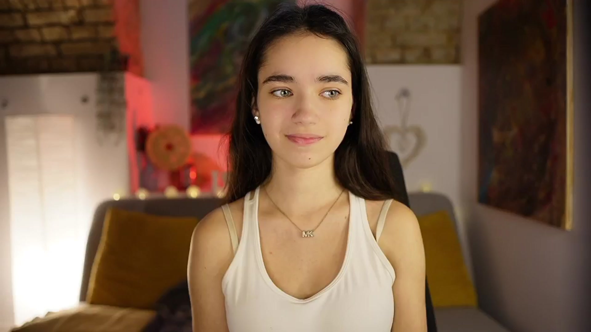 Gallery image thumbnail from Gia_Paige18's myfreecams stream on, 12/16/2024, 11:19 image 1 of 20