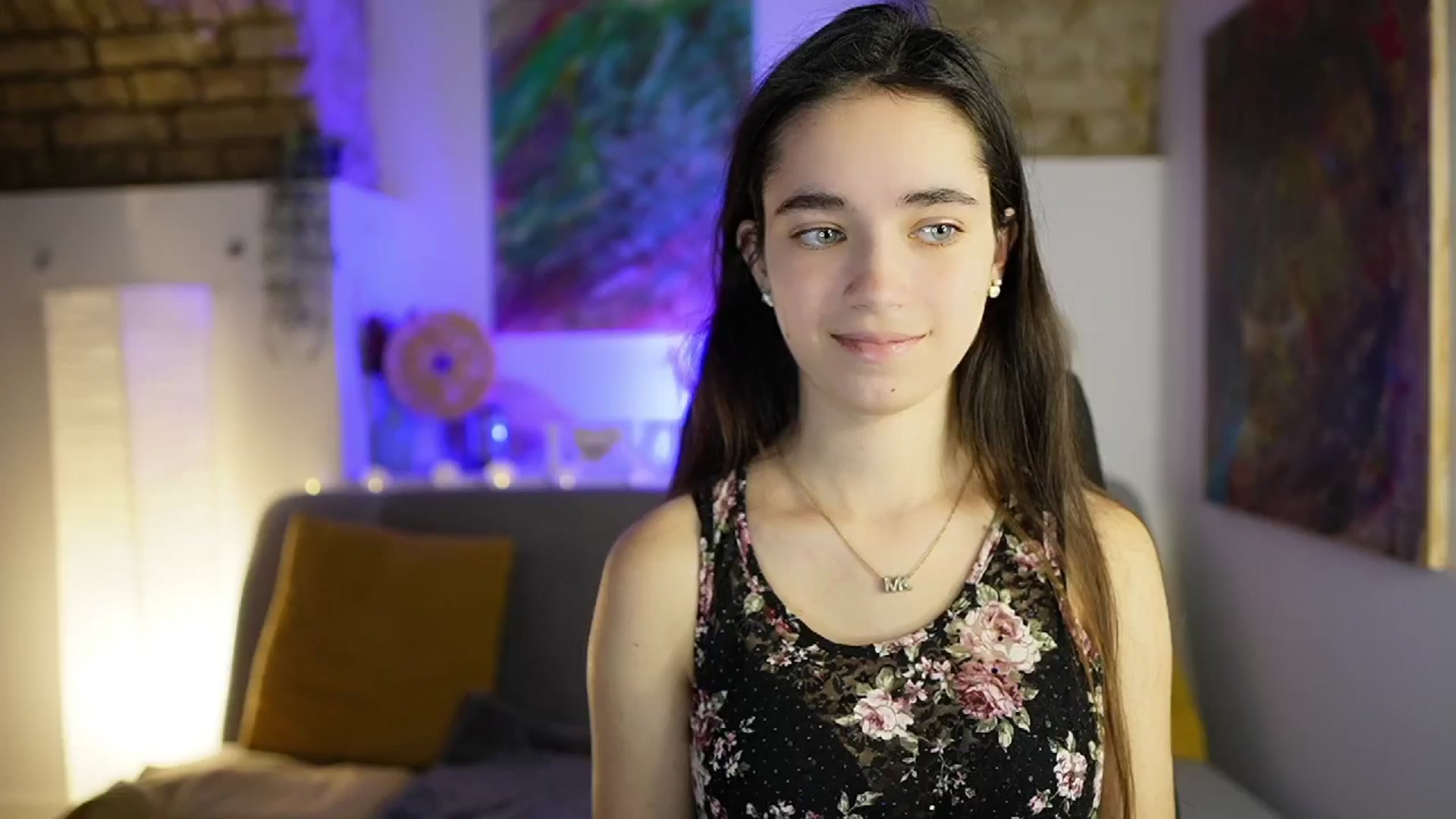 Gallery image thumbnail from Gia_Paige18's myfreecams stream on, 12/17/2024, 10:45 image 11 of 20