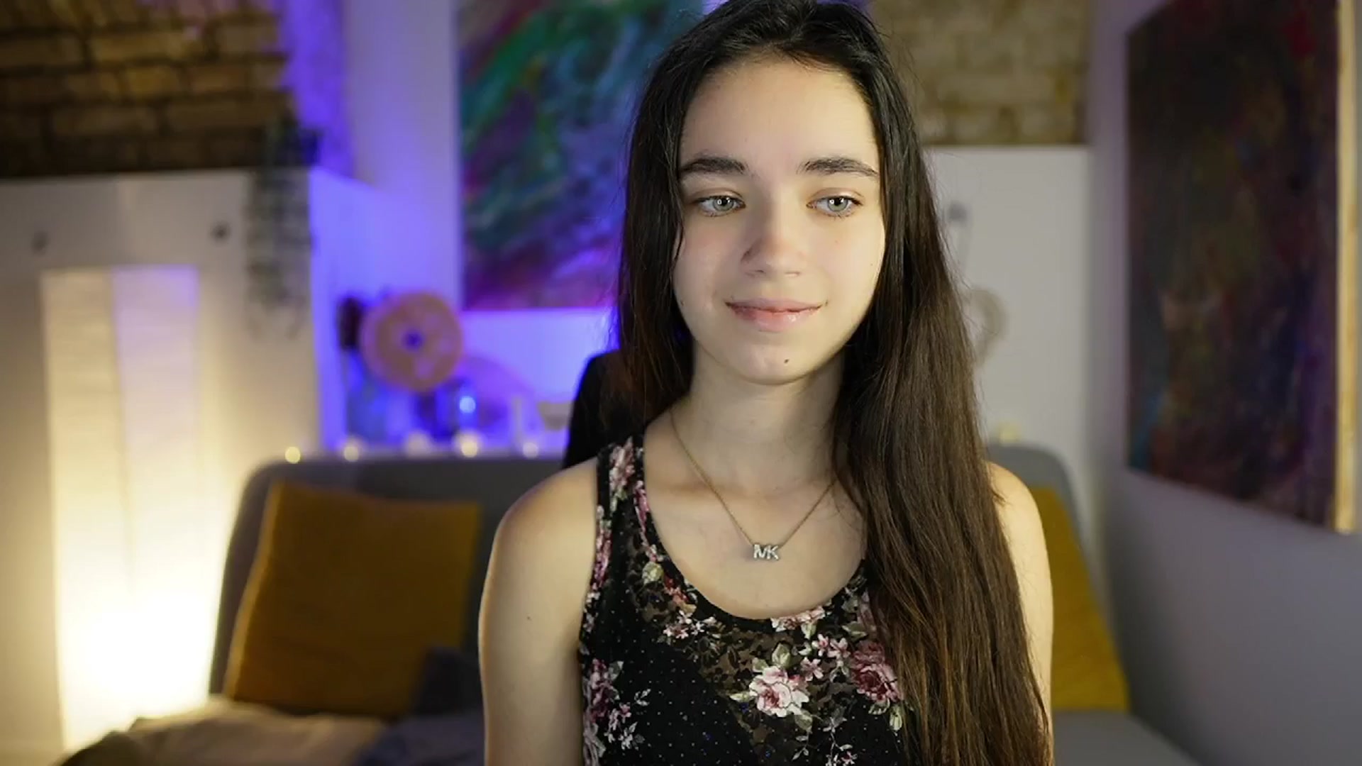 Gallery image thumbnail from Gia_Paige18's myfreecams stream on, 12/17/2024, 10:45 image 1 of 20