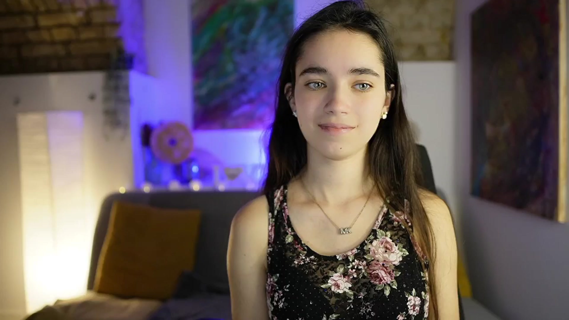 Gallery image thumbnail from Gia_Paige18's myfreecams stream on, 12/17/2024, 10:45 image 12 of 20