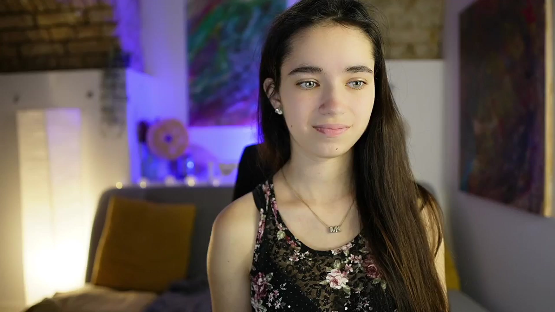 Gallery image thumbnail from Gia_Paige18's myfreecams stream on, 12/17/2024, 11:25 image 12 of 20